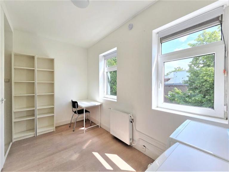 Gemeubileerd 3-kamerappartement met zuidbalkon - Afbeelding 44