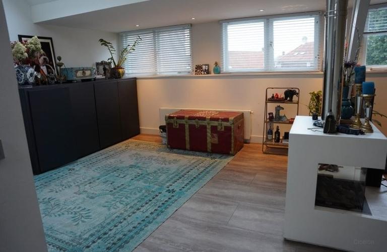 Gemeubileerde loft van 80 m² in Bergen - Afbeelding 7