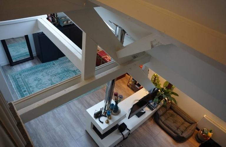 Gemeubileerde loft van 80 m² in Bergen - Afbeelding 13